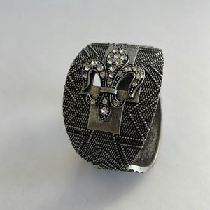 Fleur de Lis Bracelet Cuff with Zig Zag Background
